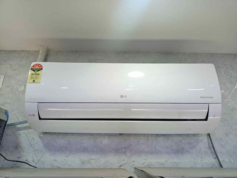 LG 1-ton 5-star dual inverter AC