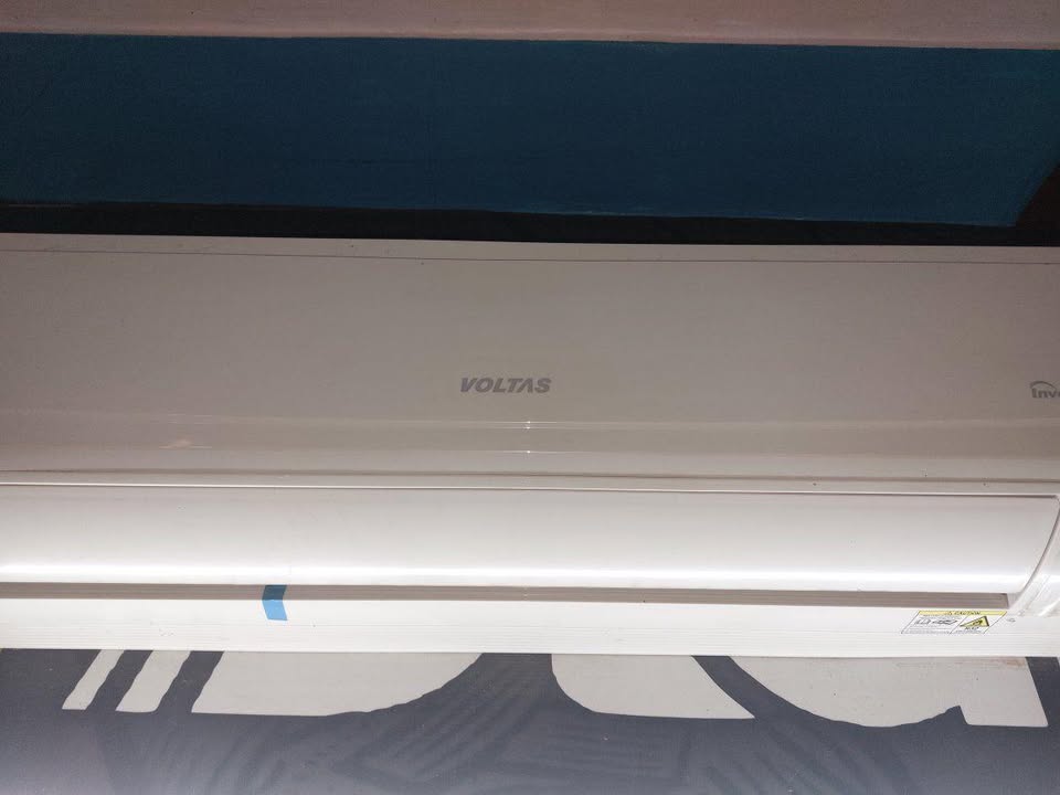 Close-up of Voltas Vectra CAR 1.5-ton 5-star split AC indoor unit (front panel)